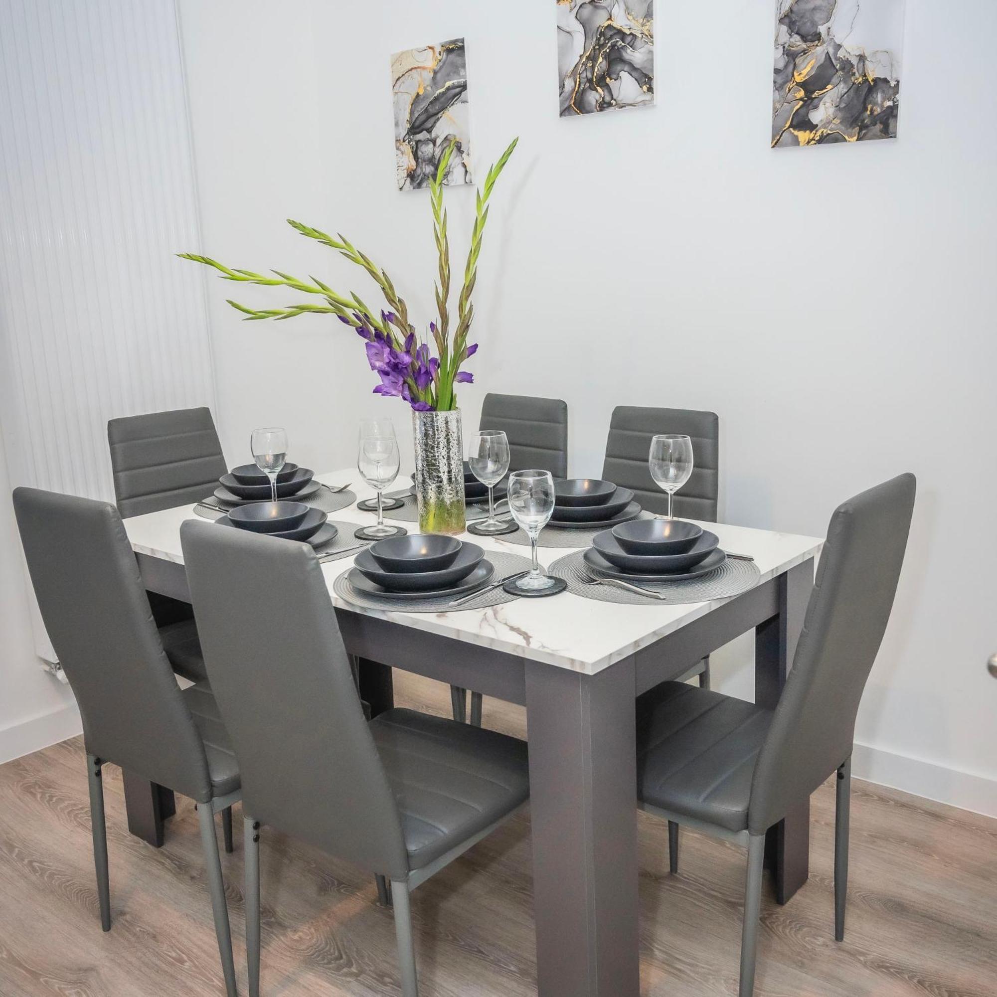 The Parkes A Stylish 3Br House, 5 Mins From Central Birmingham Close To The Edgbaston Stadium, The Hippodrome, Uob, Aston And Bcu, China Town, Kings Heath Bhx Airport And Much More Exterior photo